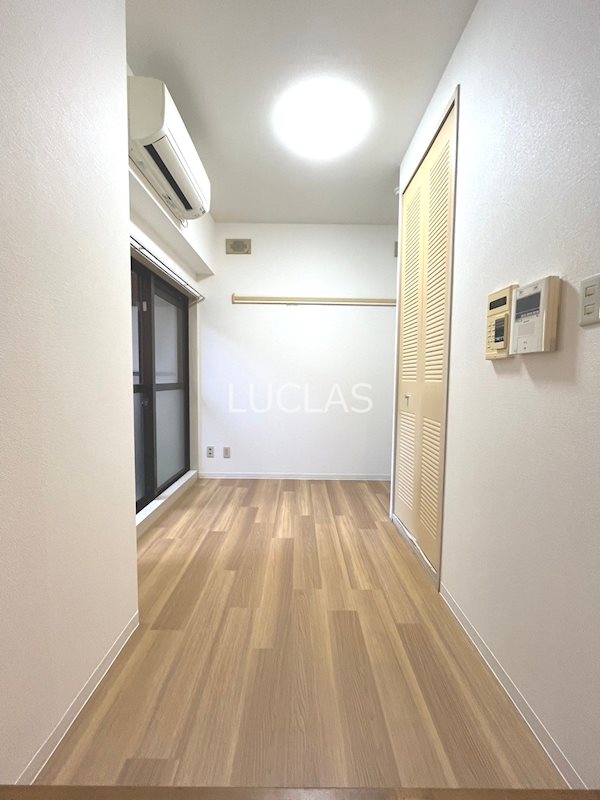 日神パレステージ石川町 リビング