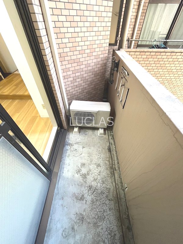 日神パレステージ石川町 ベランダ