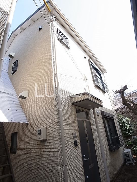 ノイエ下馬 2C号室 外観
