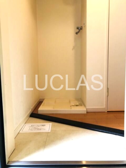 アドバンス明豊 玄関