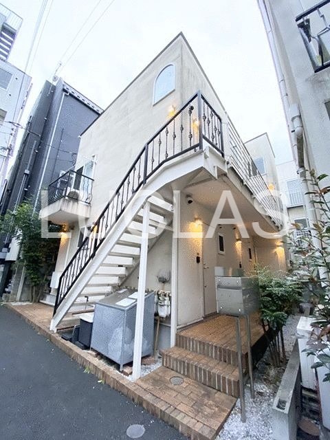 グランエッグス東中野S 102号室 外観