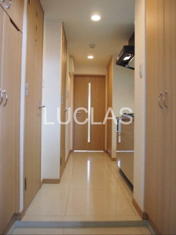 ルーブル千歳烏山 玄関