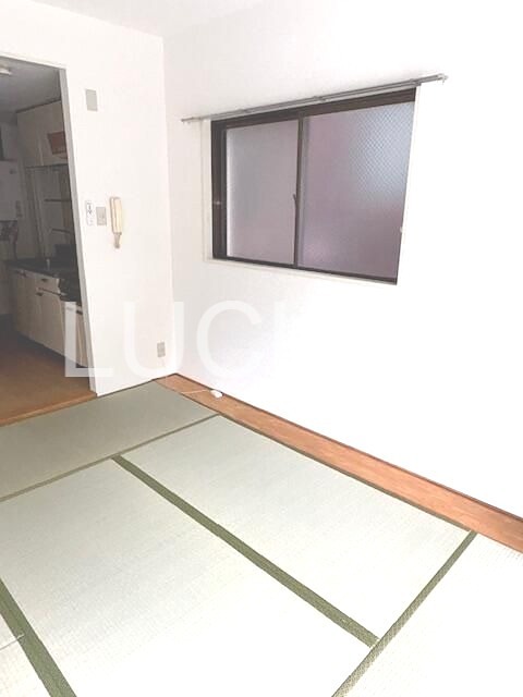第三末好ビル ベッドルーム
