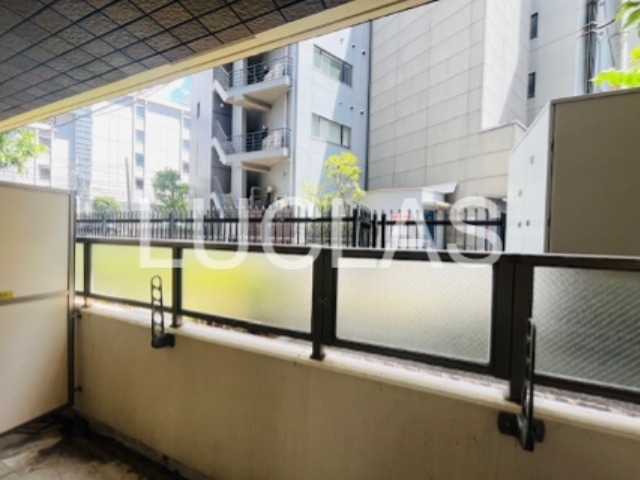 エクセシオーネお茶の水女子大前 ベランダ