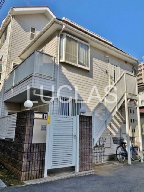 フローラ　 4号室 外観