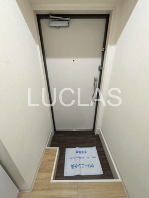 リーノ新宿若松町 玄関