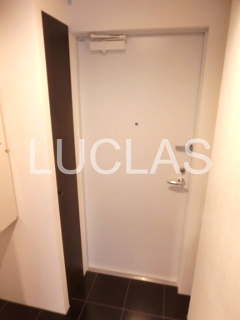ルクレ高田馬場 玄関