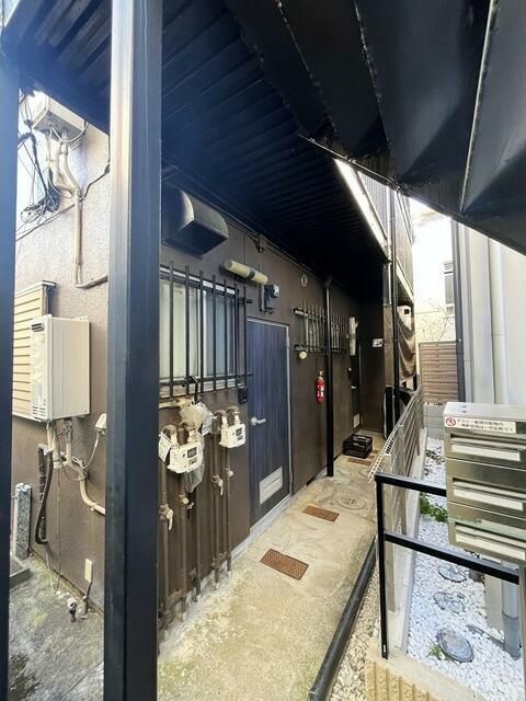 サニーコート駒場 玄関