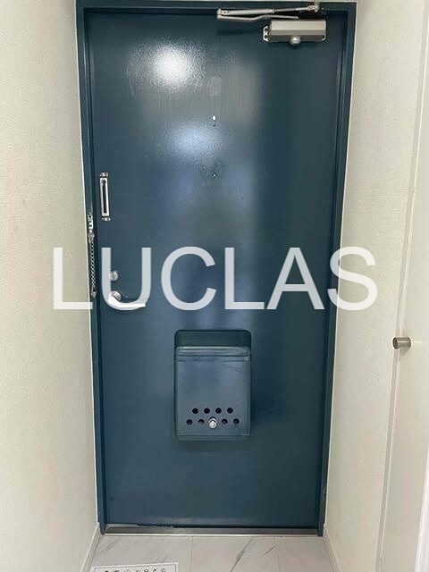ロイヤルパレス清水町 玄関