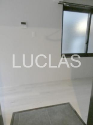 セレーノ上高田 玄関