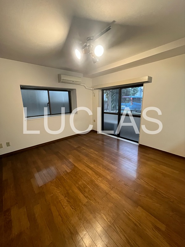 パレ・ドール方南町 ベッドルーム