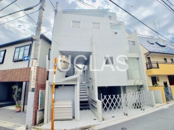 ビーワン 201号室 外観