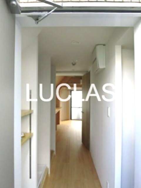 メゾンビー 玄関