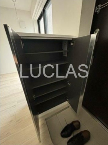 ＤＯＬＣＩ中野富士見町 玄関