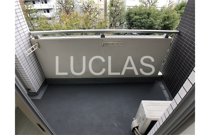 ＡＸＡＳ中野 ベランダ