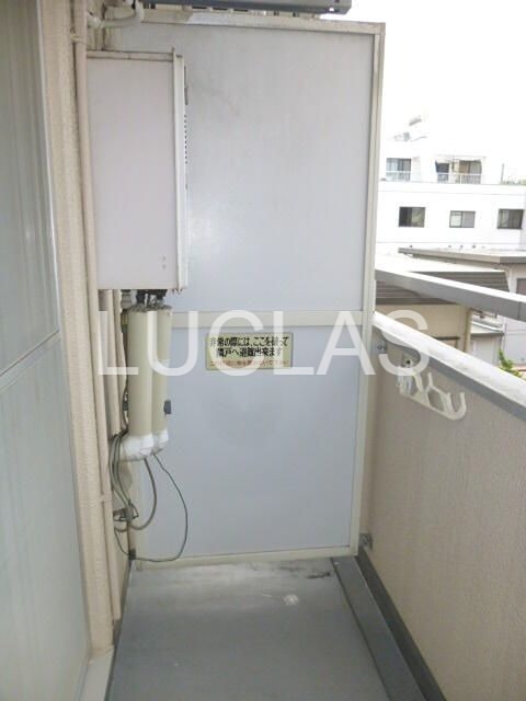 ロイヤルエクセレント学芸大 ベランダ