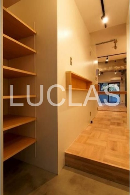 池袋ダイカンプラザ 玄関