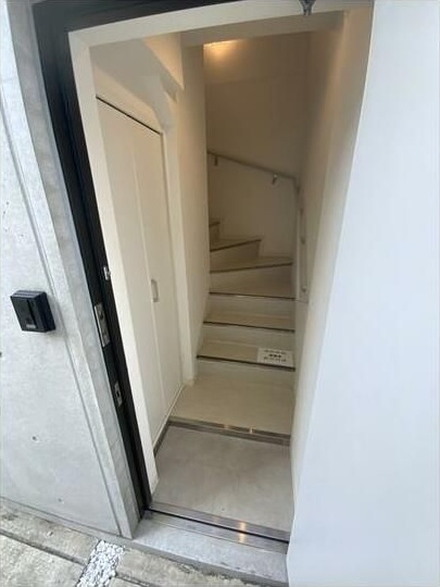 キャスティア目黒柿の木坂 玄関