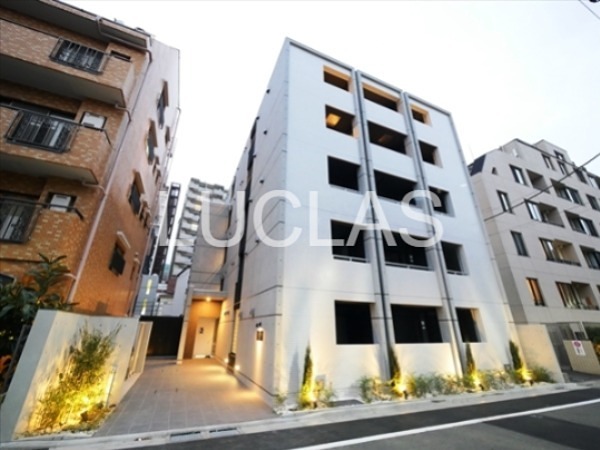 ラクラス四谷三丁目 301号室 外観