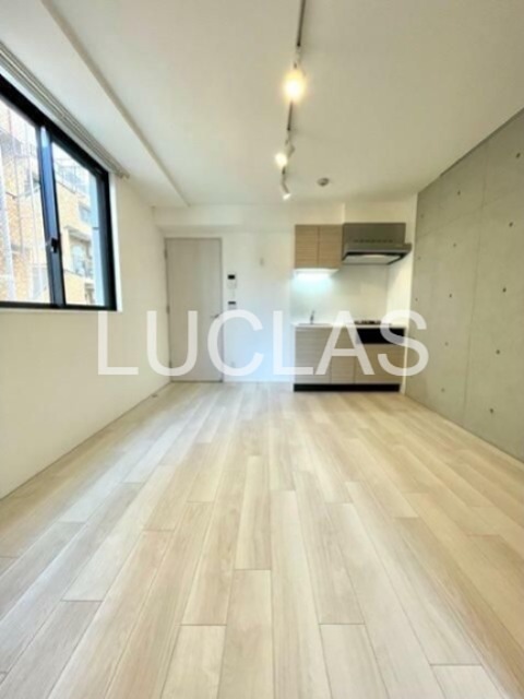 ラクラス四谷三丁目 リビング