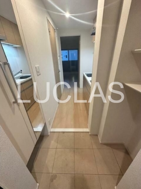 ラティエラ王子飛鳥山 玄関