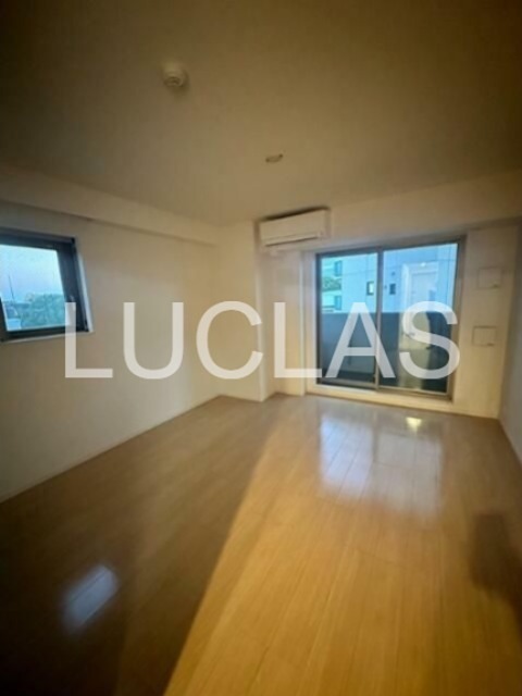 ラティエラ王子飛鳥山 リビング