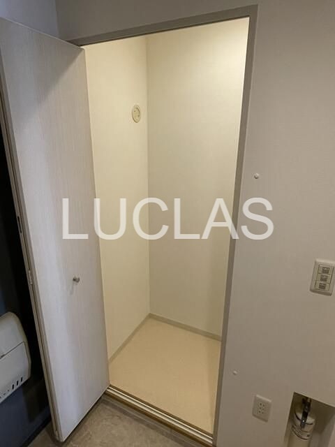 コーポレート五反野 玄関