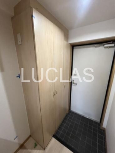 ロイヤルアメニティー西戸山 玄関