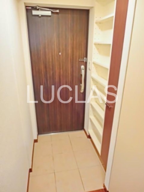 ＡＺＥＳＴ日暮里 玄関