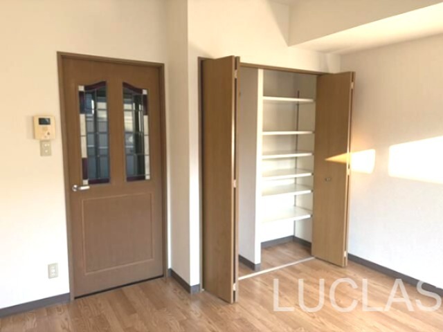 エルメゾンダイカネ リビング