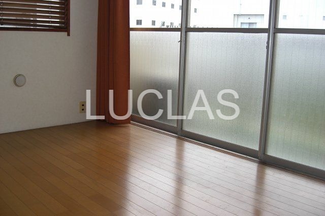 大幸ハイツ ベッドルーム