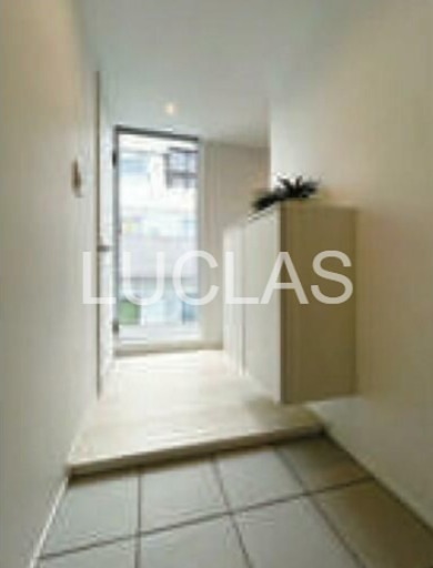 エヴァーグリーン西日暮里 玄関