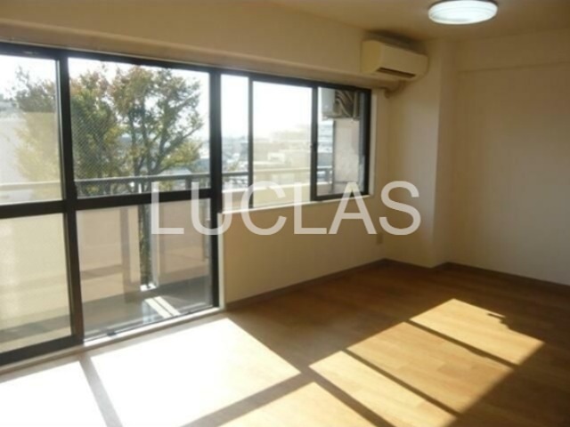 アプリコットヒル リビング