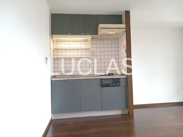 Ｖ・スクエアＳｕｇｉｔａ リビング