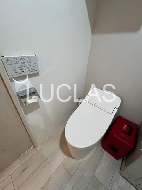 Ｎｉｓｈｉ－Ｎｉｐｐｏｒｉ　Ｔｅｒｒａｃｅ その他2