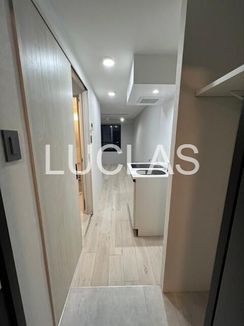 Ｎｉｓｈｉ－Ｎｉｐｐｏｒｉ　Ｔｅｒｒａｃｅ 玄関