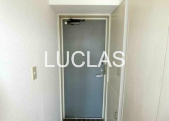 シャローム東中野 玄関