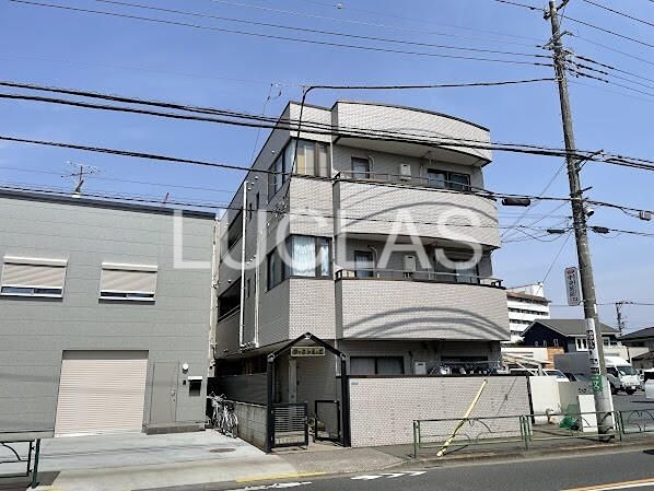 アークトミーズ 301号室 外観