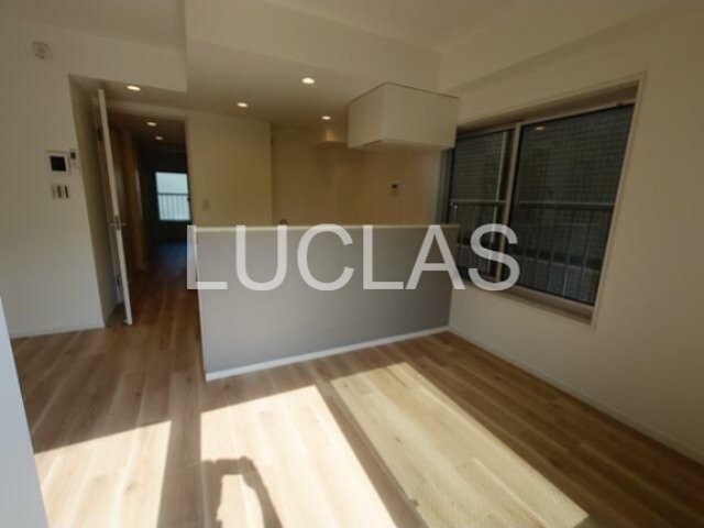 六義園第２コーポ リビング