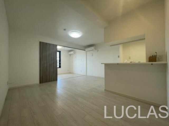 ルオーレ上北沢駅前 リビング