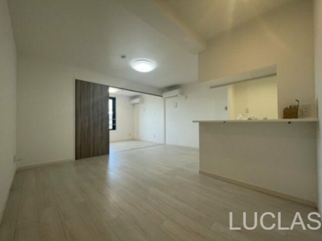 ルオーレ上北沢駅前 リビング