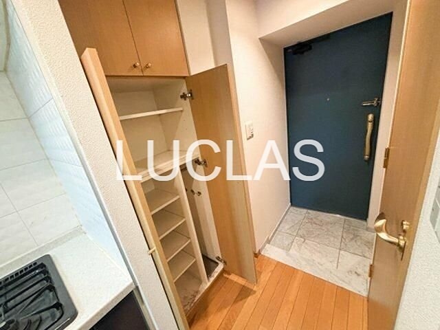 パレステュディオ新宿パークサイド 玄関