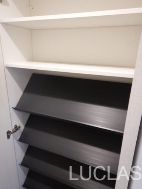 エフプレスト土支田Ｂ棟 玄関