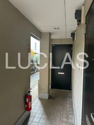 ウィングハイム 玄関