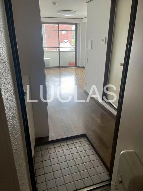 グランドール・イトウ 玄関