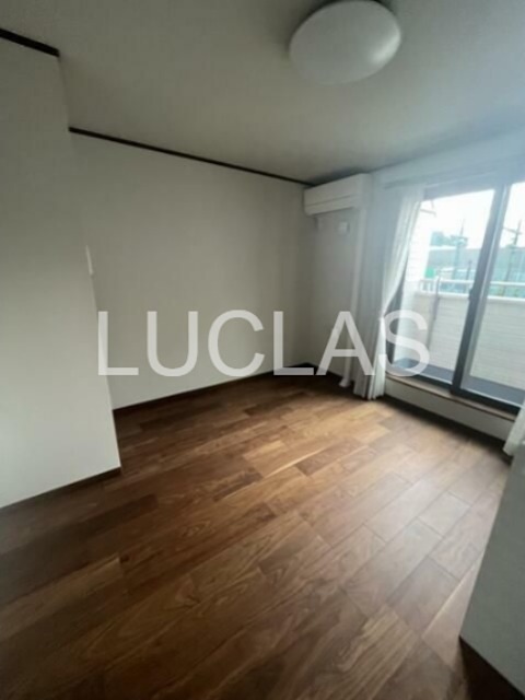 コート四季　１ ベッドルーム