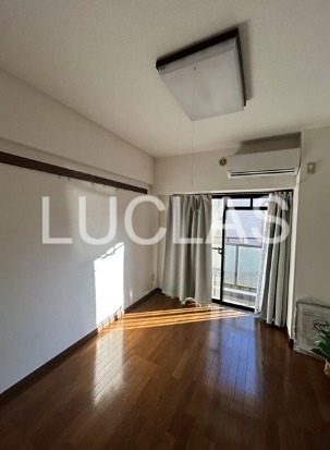 ダイホプラーザ東高円寺 リビング