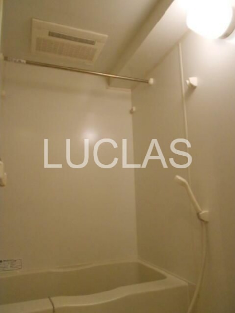 ヴァレッシア椎名町駅前シティ 風呂画像