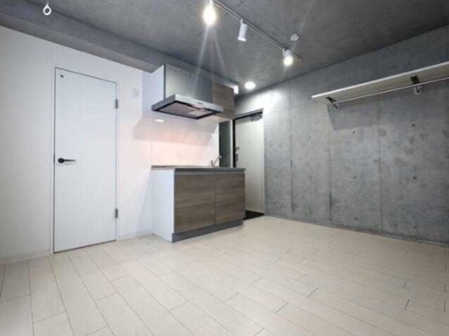 プラティーク代沢 玄関