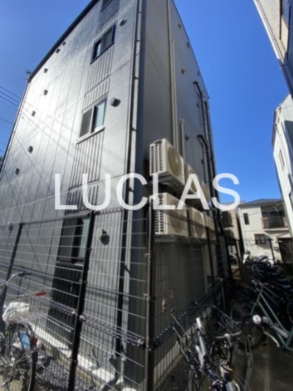 ヴィクトワール方南 402号室 外観